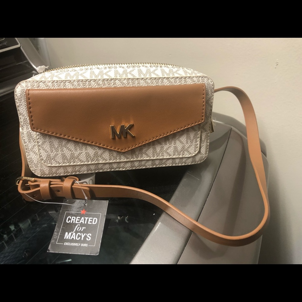 NWT Michael Kors Signature Fanny Belt Pouch Purse